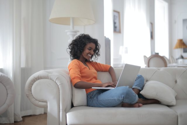 pexels-andrea-piacquadio-3960127 https://prev.quvah.com/wp-content/uploads/2021/02/pexels-andrea-piacquadio-3960127-640x427.jpg